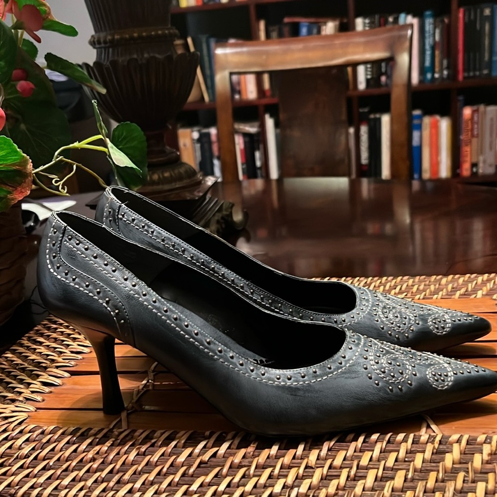 Stylish J. Renee heels